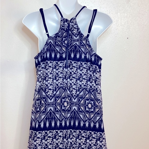 Material Girl Sleeveless crop Dress - Picture 6 of 10